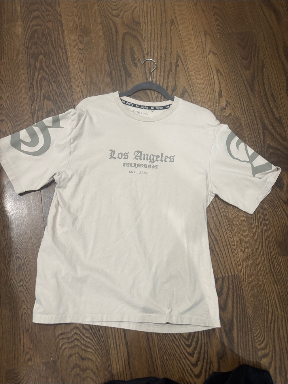 Los Angeles Graphic Tee - Cream Short Sleeve Shirt